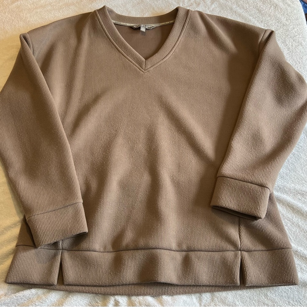 Men's Crewneck Tan Sweater Size Large